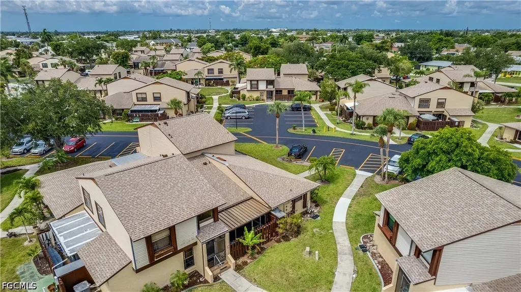 1220 SE 6th Terrace Cape Coral FL 33990
