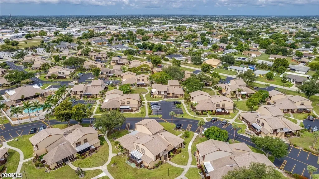 1220 SE 6th Terrace Cape Coral FL 33990
