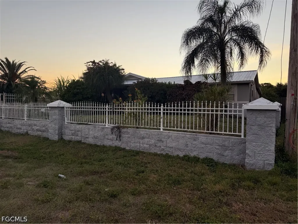 4702 Olive Avenue S Lehigh Acres FL 33976