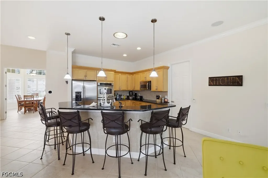 3622 Oasis Boulevard Cape Coral FL 33914