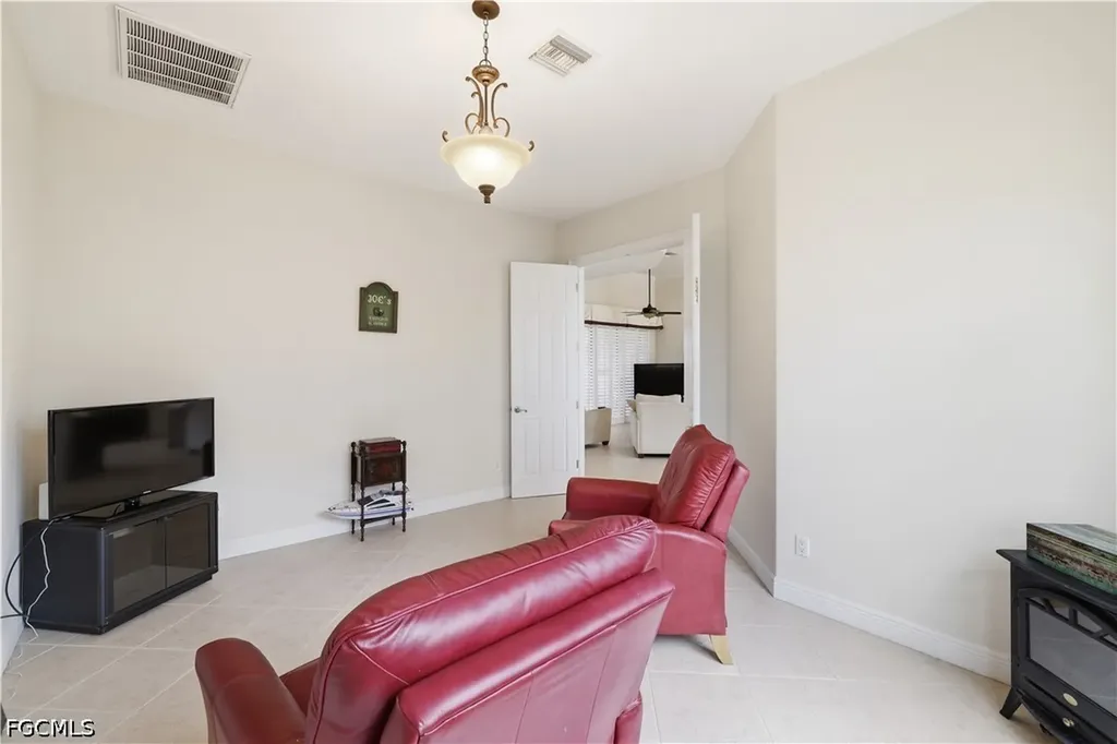 3622 Oasis Boulevard Cape Coral FL 33914