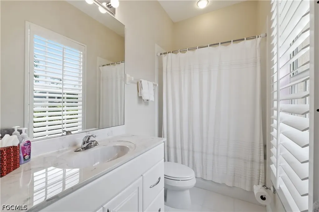 3622 Oasis Boulevard Cape Coral FL 33914