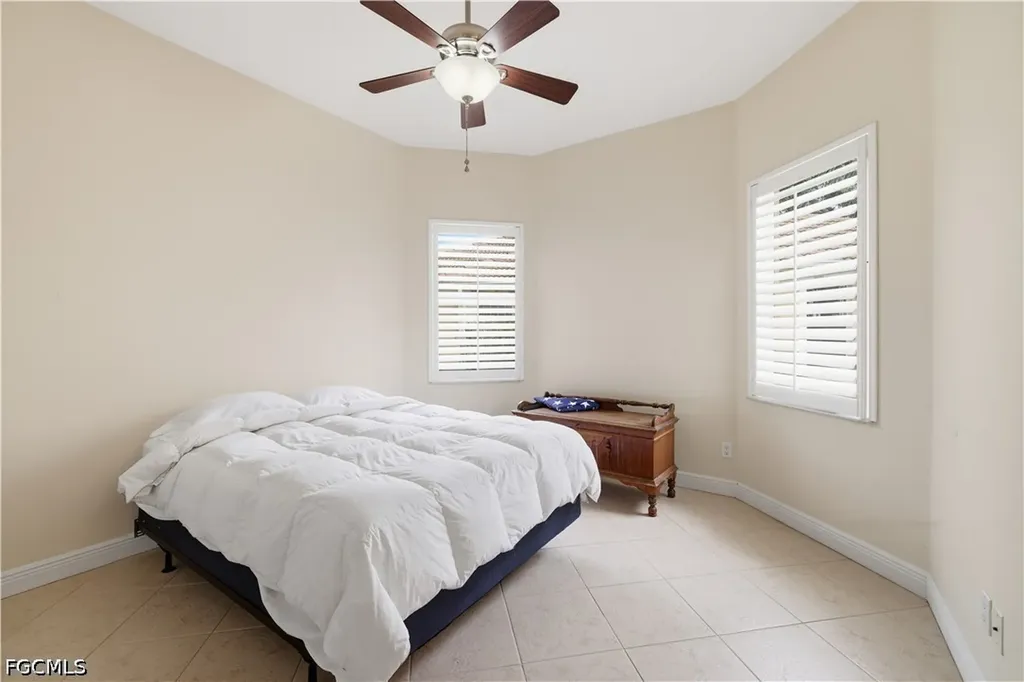 3622 Oasis Boulevard Cape Coral FL 33914