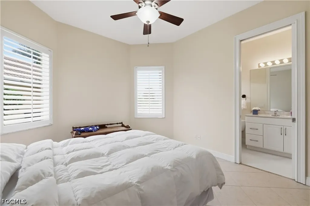 3622 Oasis Boulevard Cape Coral FL 33914