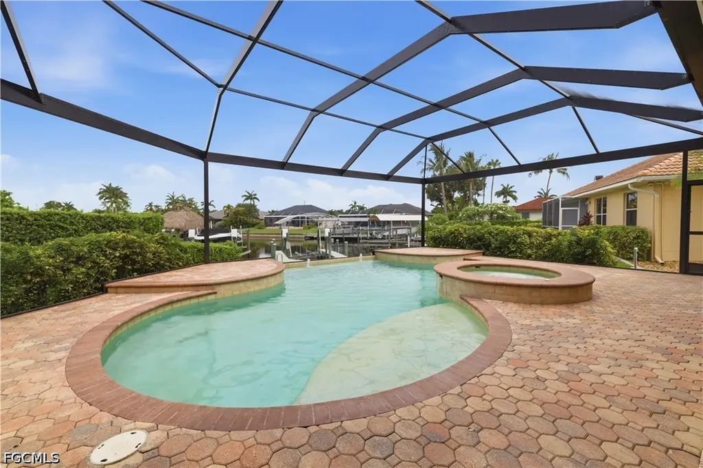 3622 Oasis Boulevard Cape Coral FL 33914