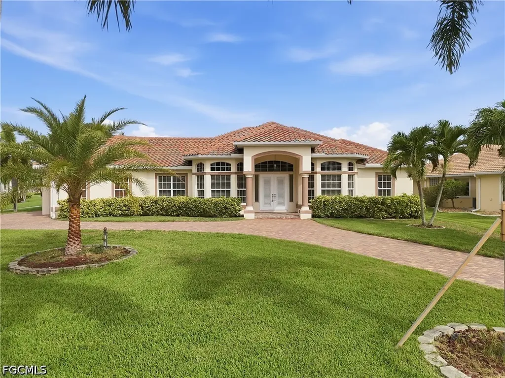 3622 Oasis Boulevard Cape Coral FL 33914