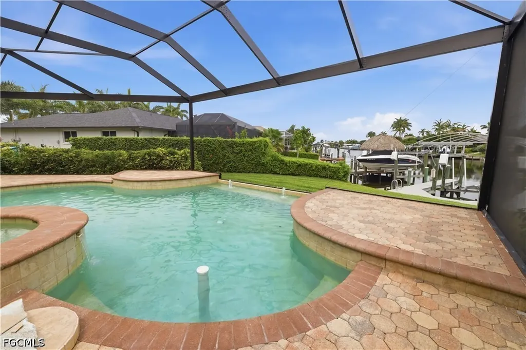 3622 Oasis Boulevard Cape Coral FL 33914