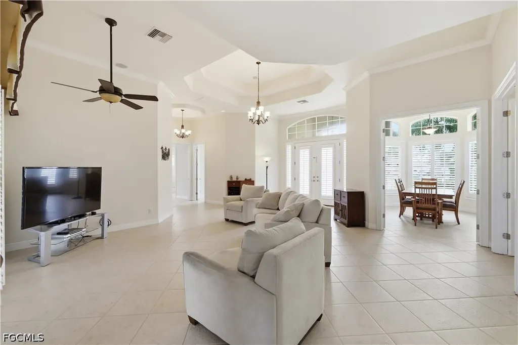 3622 Oasis Boulevard Cape Coral FL 33914