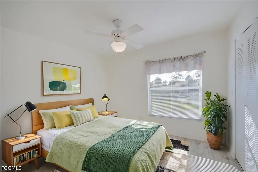 5709 Foxlake Drive North Fort Myers FL 33917
