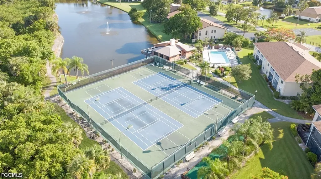 5709 Foxlake Drive North Fort Myers FL 33917