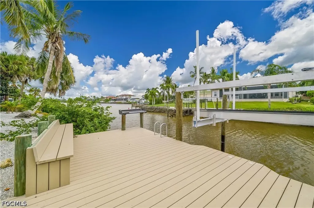 17611 Boat Club Drive Fort Myers FL 33908