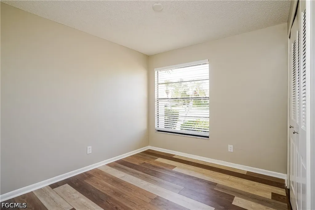 405 SE 8th Terrace Cape Coral FL 33990
