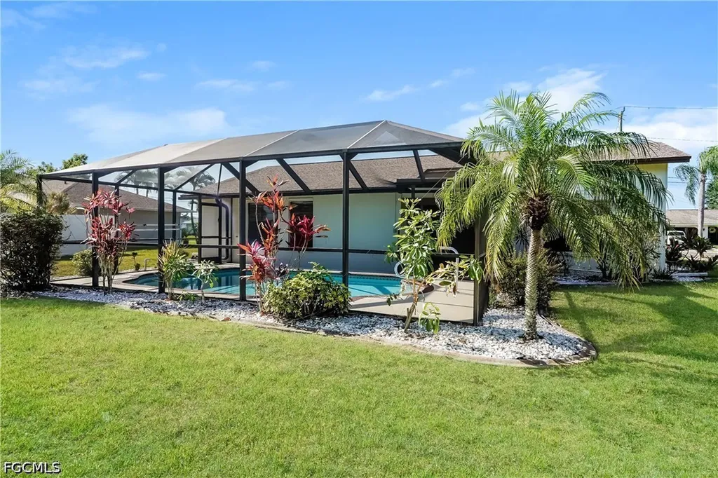 405 SE 8th Terrace Cape Coral FL 33990