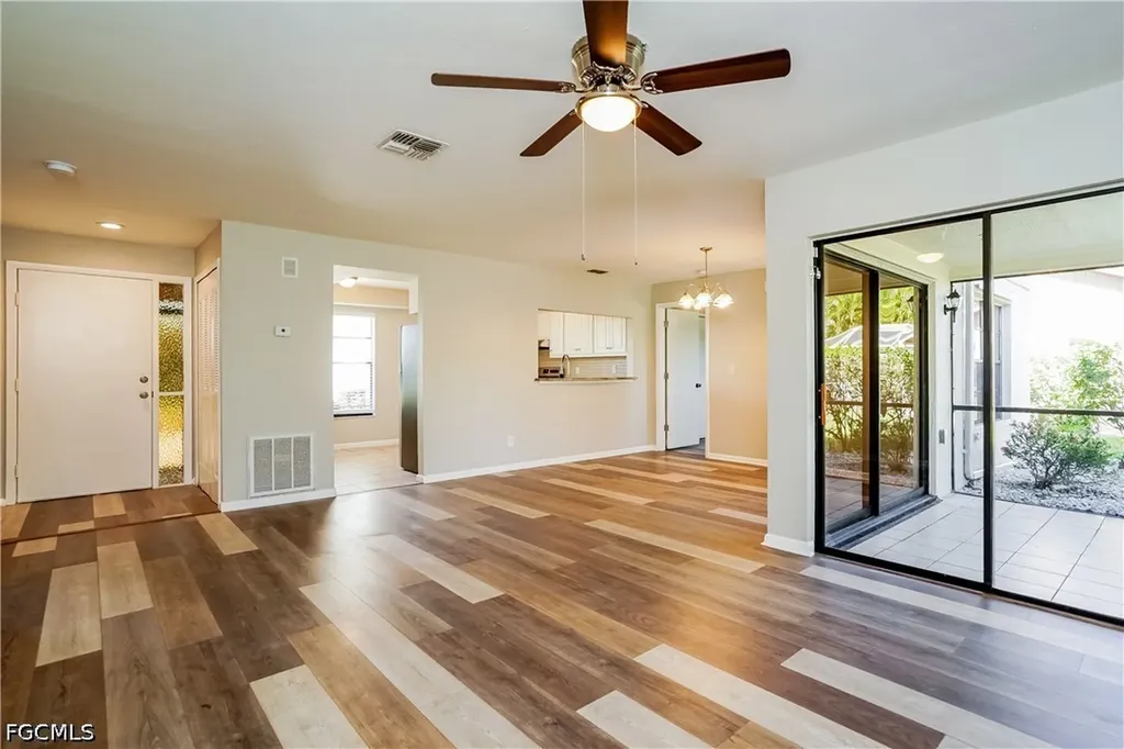 405 SE 8th Terrace Cape Coral FL 33990