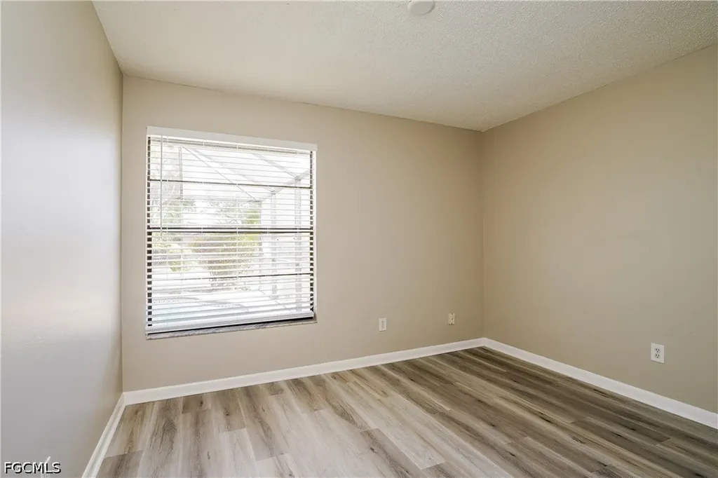 405 SE 8th Terrace Cape Coral FL 33990
