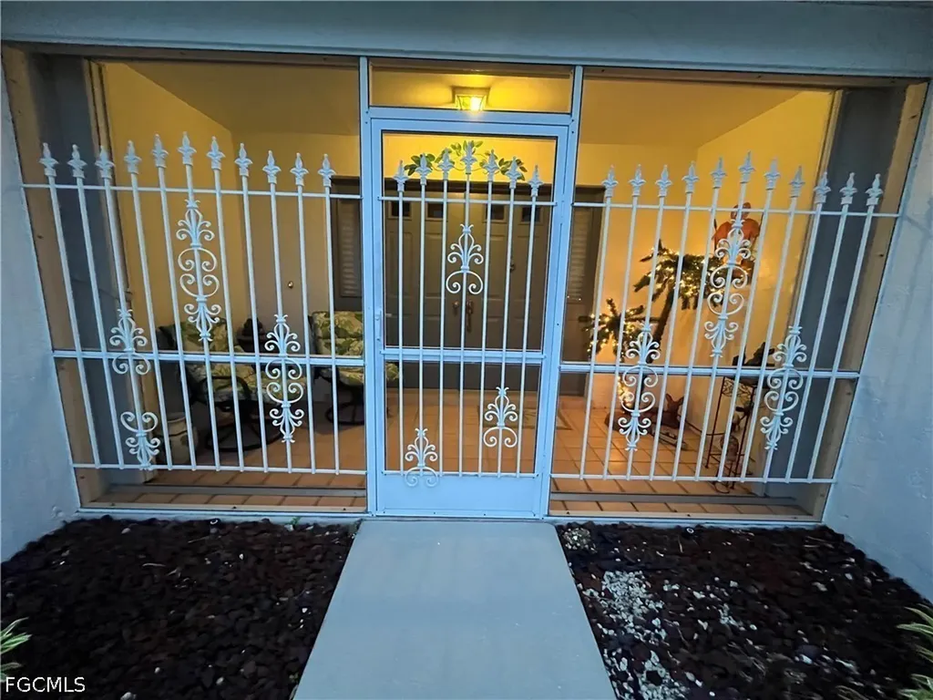 3289 Clubview Drive North Fort Myers FL 33917