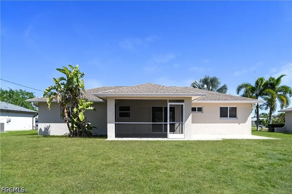 162 SE 18th Street Cape Coral FL 33990