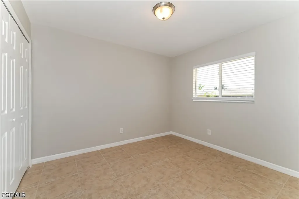 162 SE 18th Street Cape Coral FL 33990