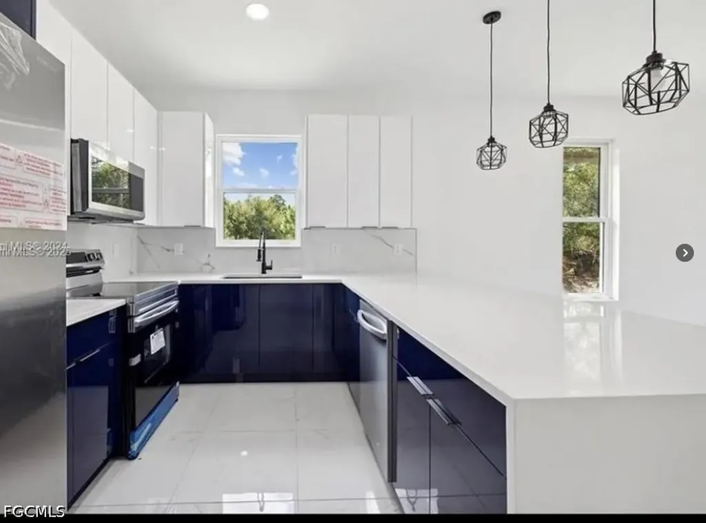 538 Brue Avenue S Lehigh Acres FL 33974