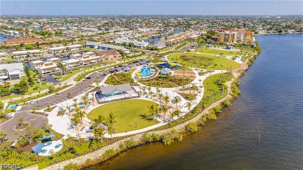 4001 SE 19th Place Cape Coral FL 33904