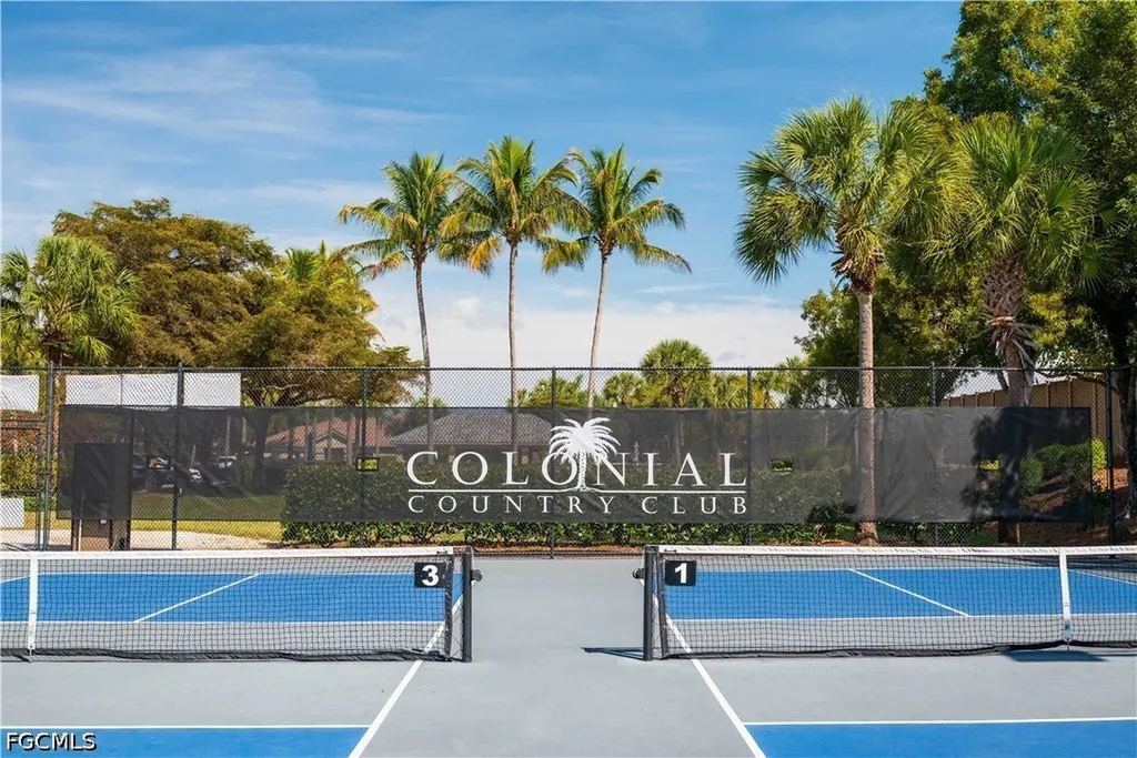 10113 Colonial Country Club Boulevard Fort Myers FL 33913