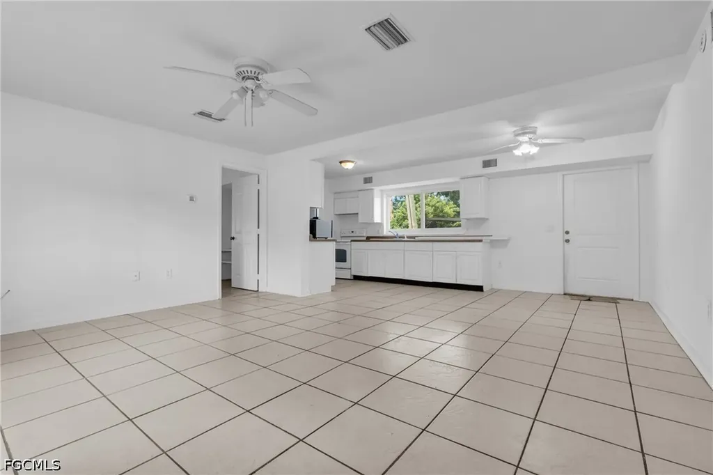 8396 Sevigny Drive North Fort Myers FL 33917