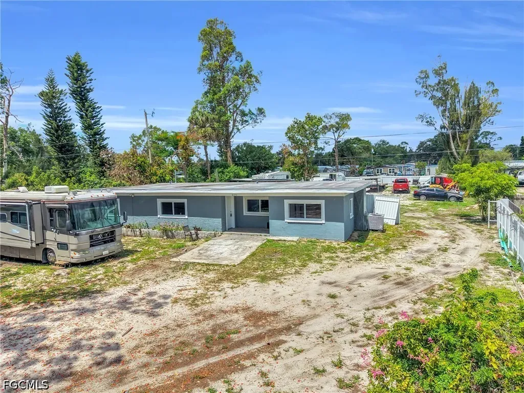 8396 Sevigny Drive North Fort Myers FL 33917