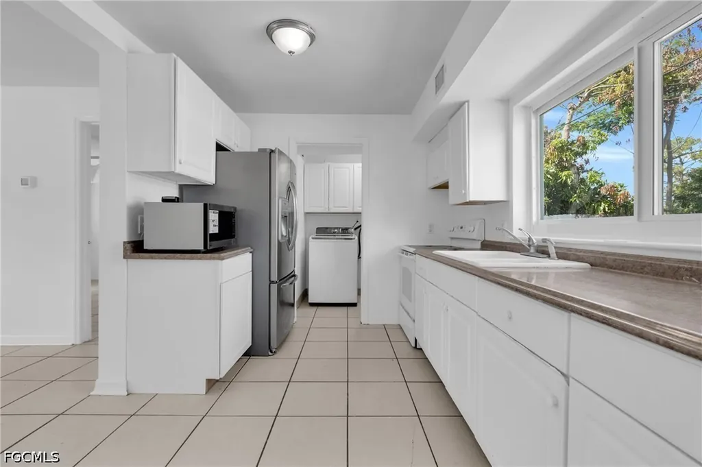 8396 Sevigny Drive North Fort Myers FL 33917