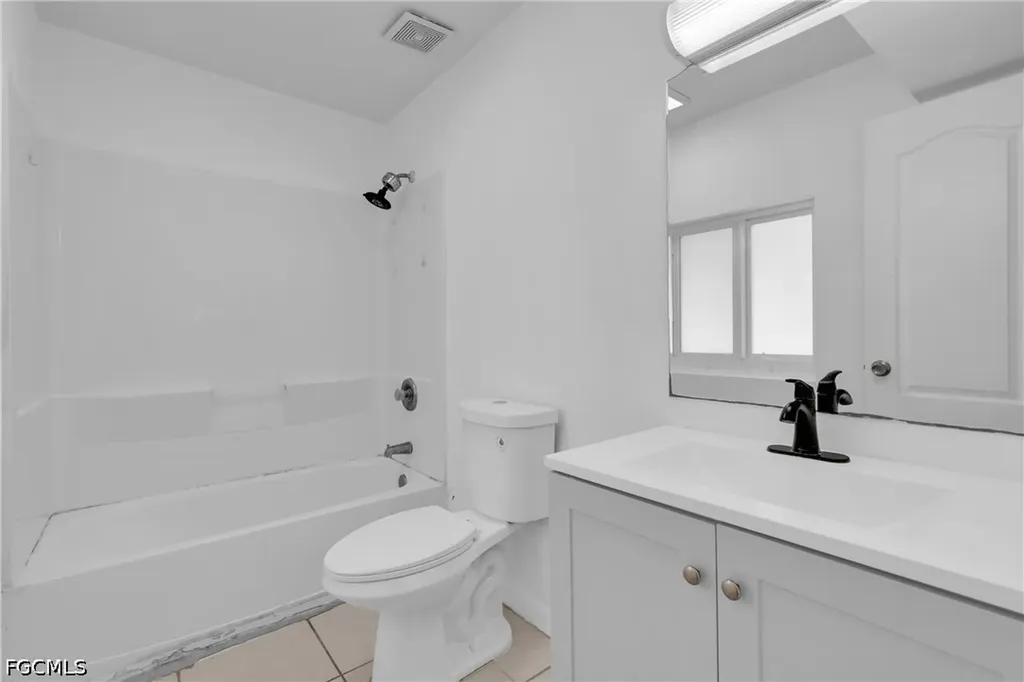 8396 Sevigny Drive North Fort Myers FL 33917