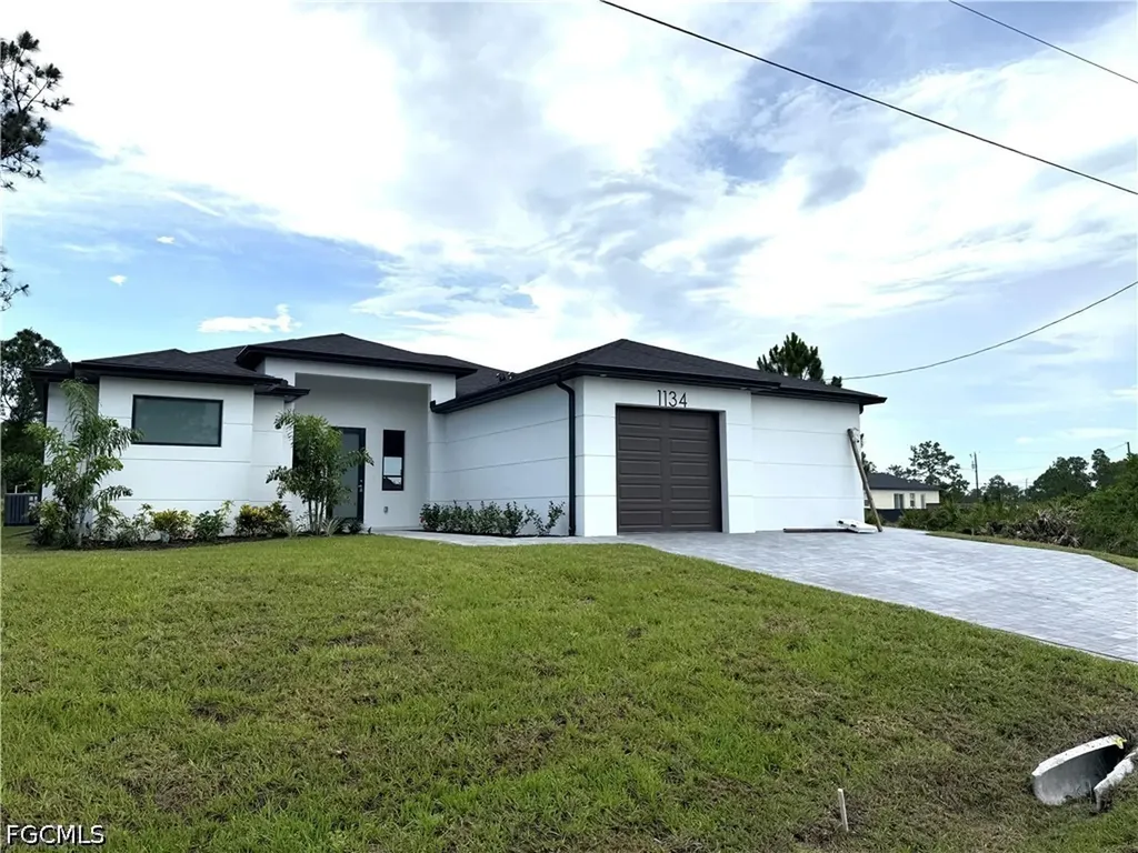 1134 Holmes Avenue S Lehigh Acres FL 33974