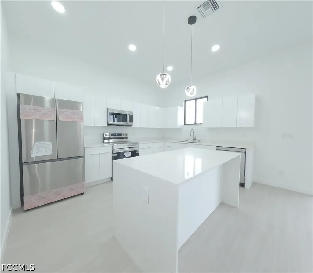 2441 NW 8th Terrace Cape Coral FL 33993