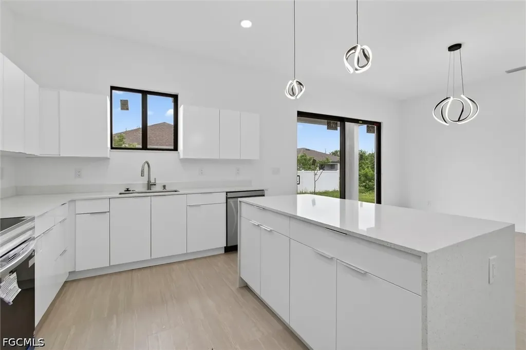 2441 NW 8th Terrace Cape Coral FL 33993
