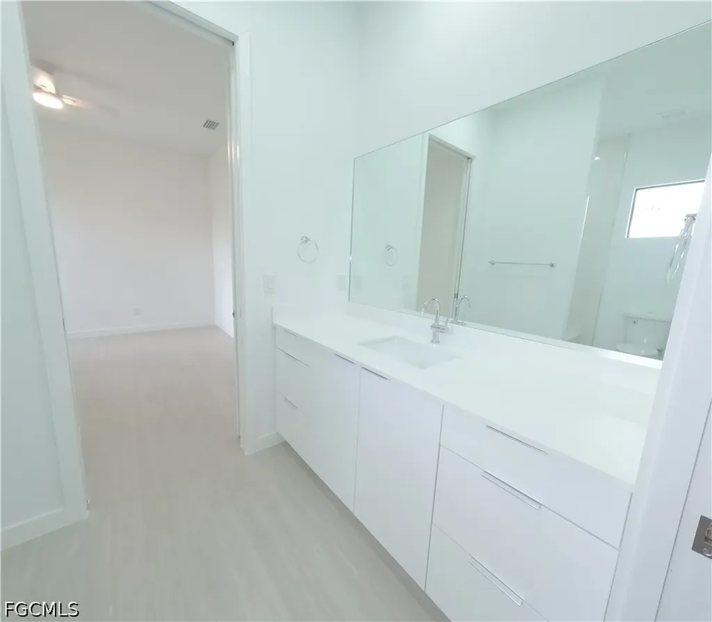 2441 NW 8th Terrace Cape Coral FL 33993