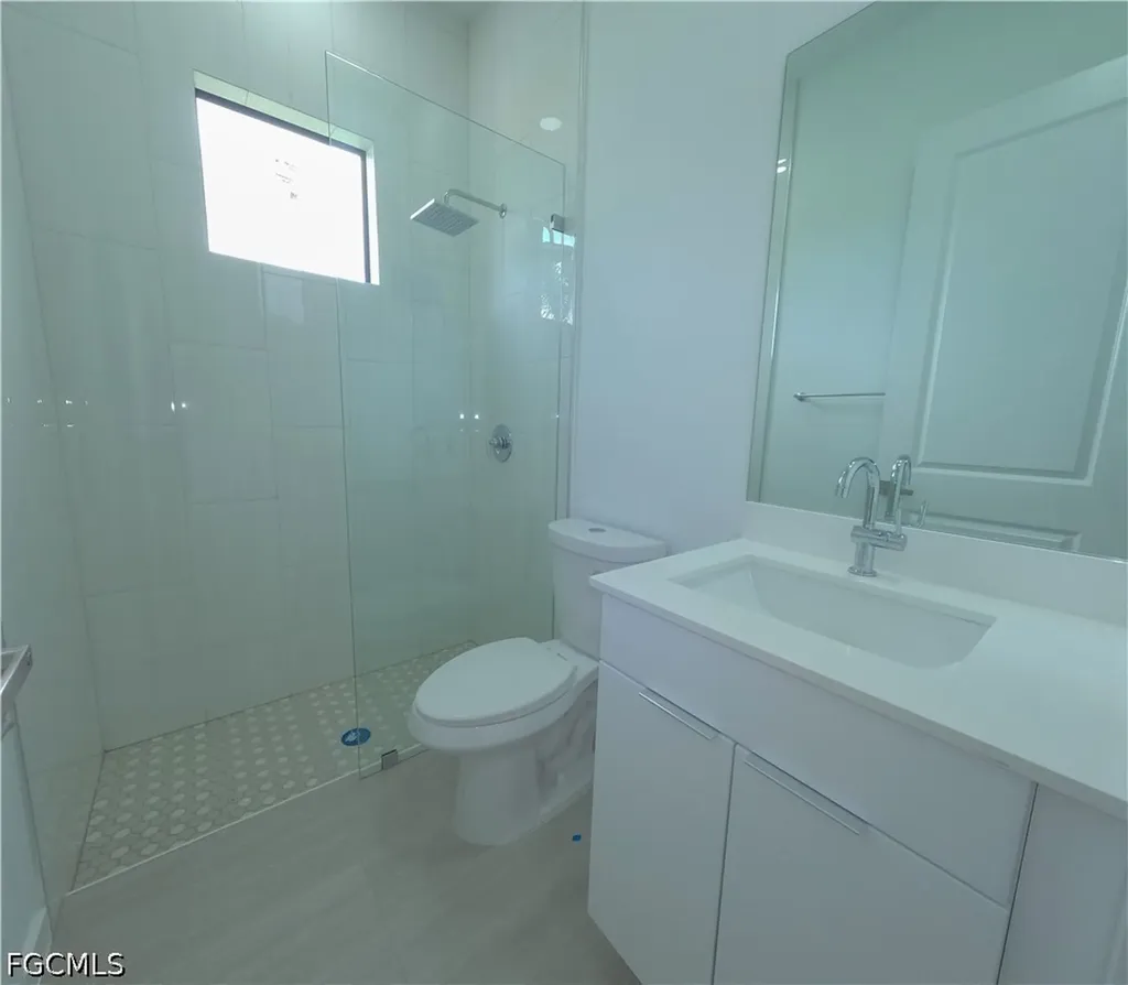 2441 NW 8th Terrace Cape Coral FL 33993