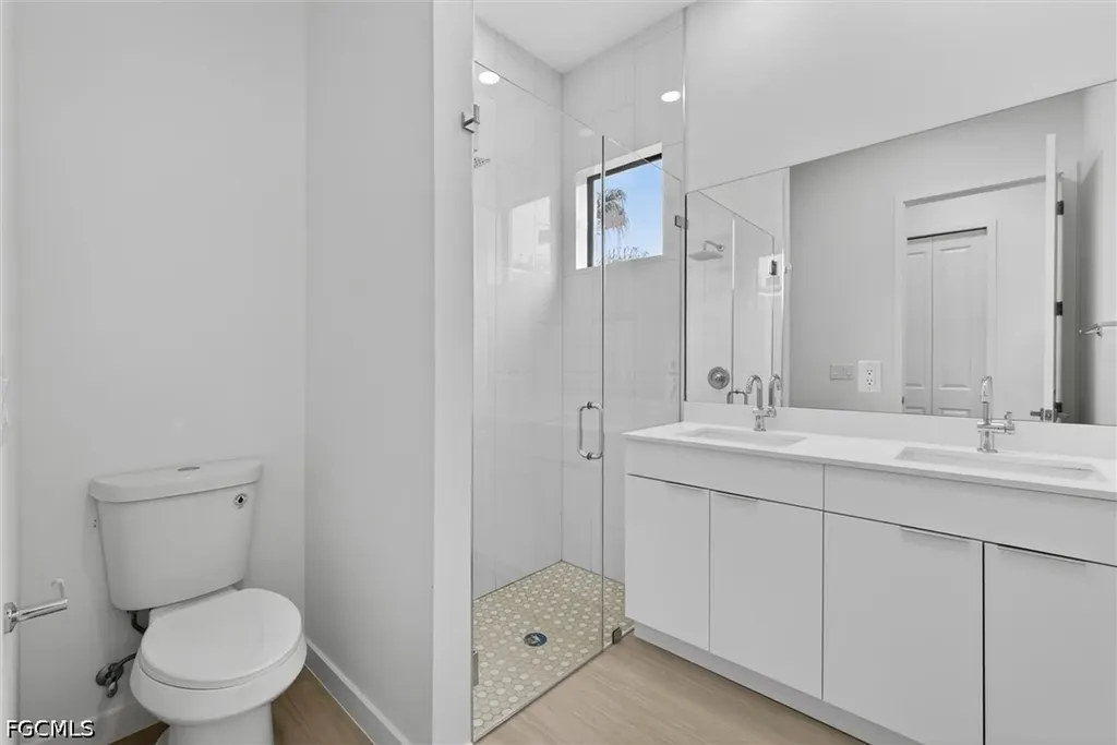 2441 NW 8th Terrace Cape Coral FL 33993