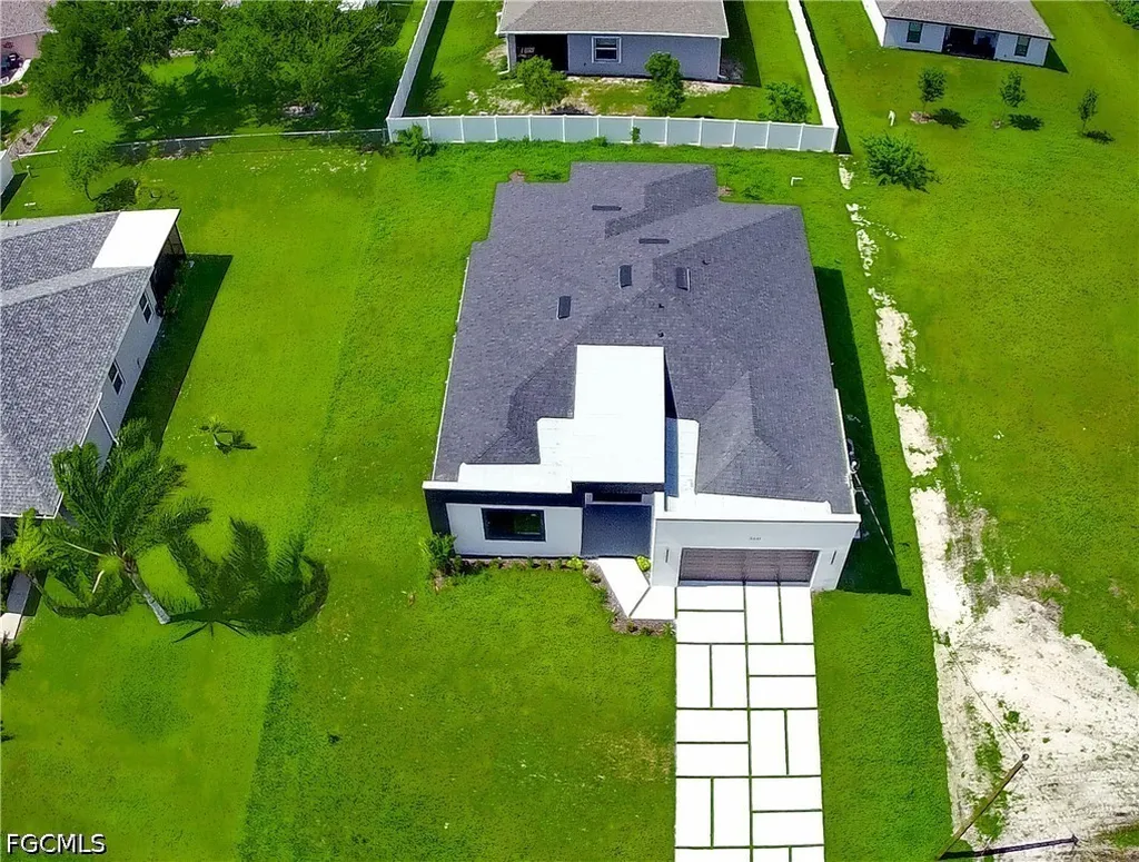 2441 NW 8th Terrace Cape Coral FL 33993