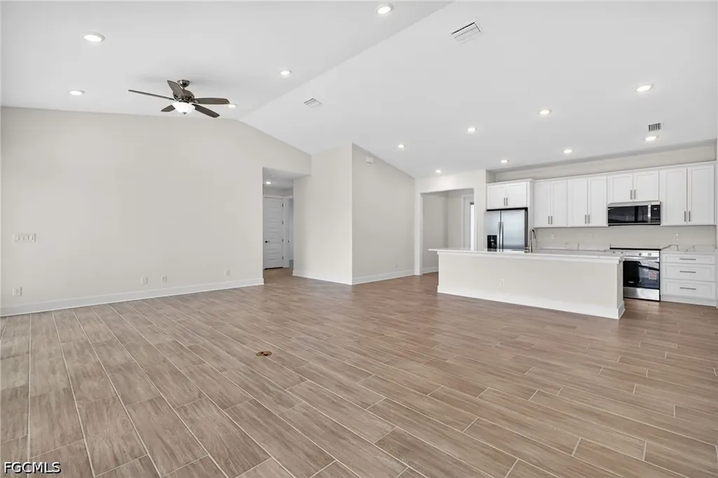 3033 SW 11th Place Cape Coral FL 33914