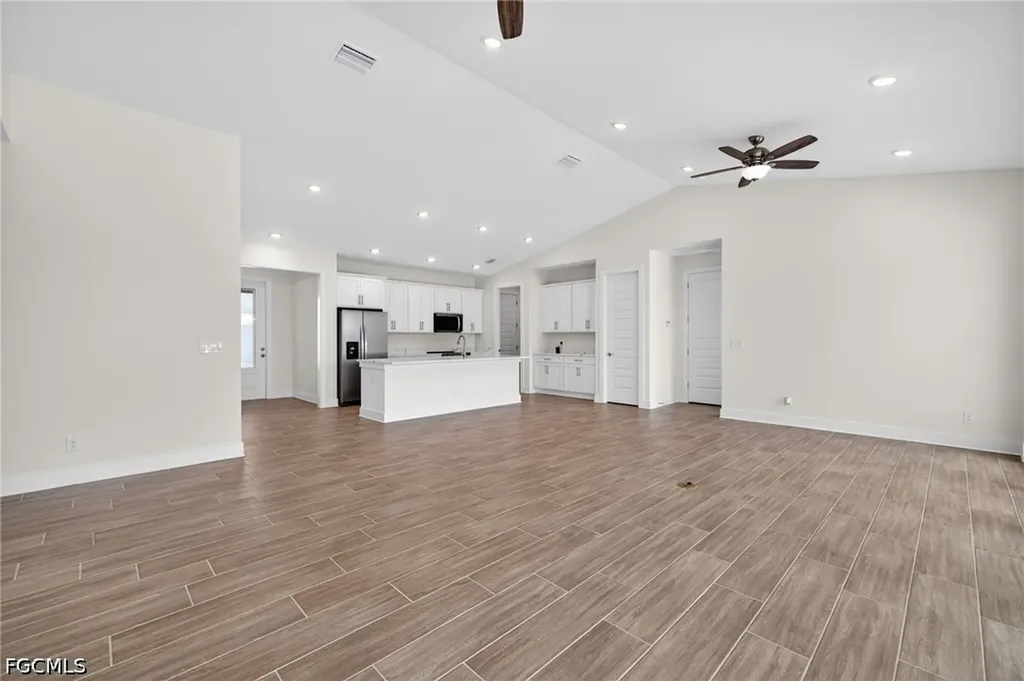 3033 SW 11th Place Cape Coral FL 33914