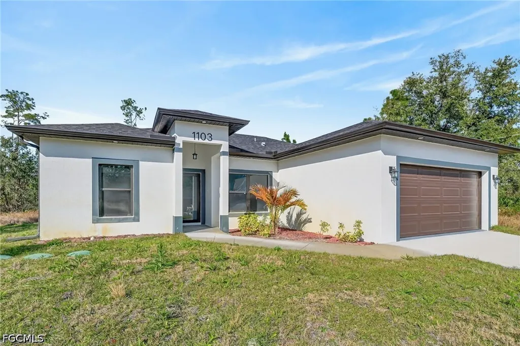 1103 E 7th Street Lehigh Acres FL 33972