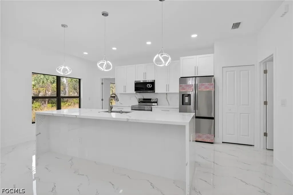 1103 E 7th Street Lehigh Acres FL 33972