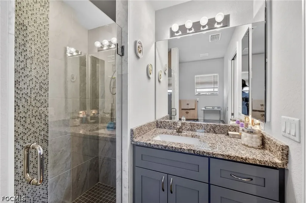 1904 NW Embers Terrace Cape Coral FL 33993