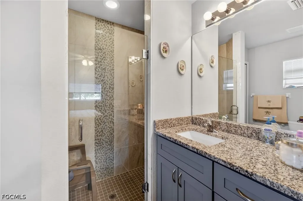 1904 NW Embers Terrace Cape Coral FL 33993