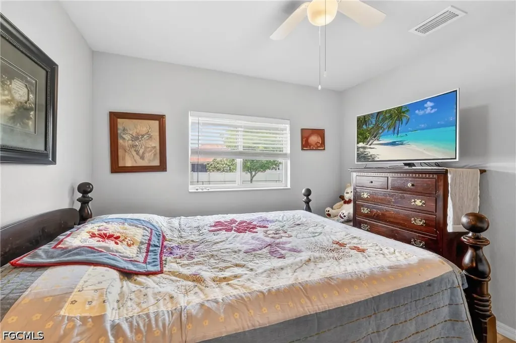 1904 NW Embers Terrace Cape Coral FL 33993