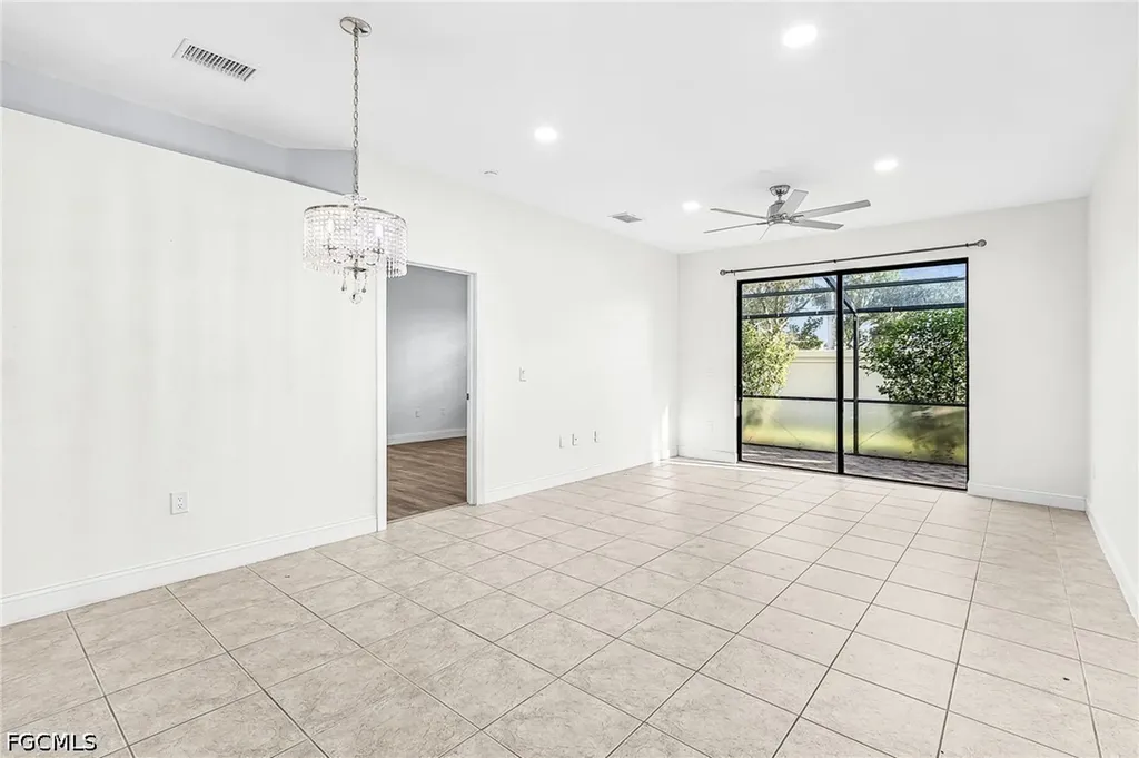 7542 Bristol Circle Naples FL 34120
