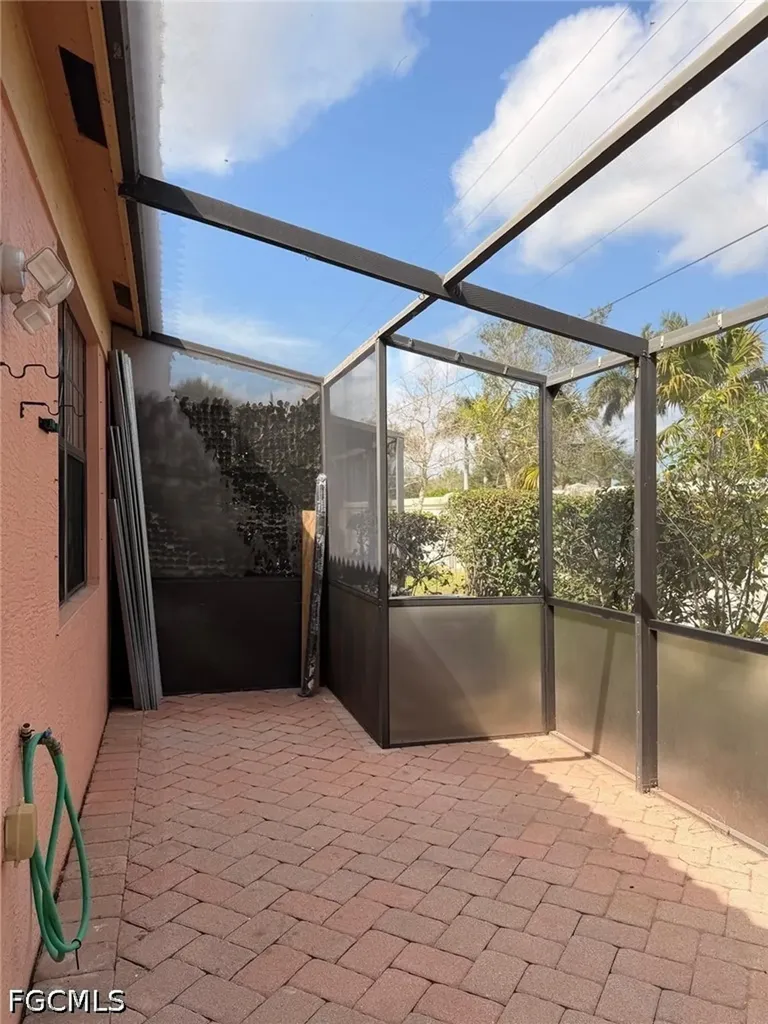 7542 Bristol Circle Naples FL 34120