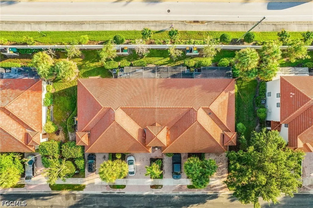 7542 Bristol Circle Naples FL 34120
