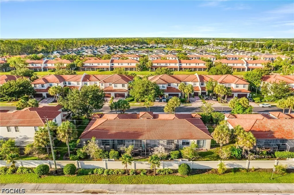 7542 Bristol Circle Naples FL 34120