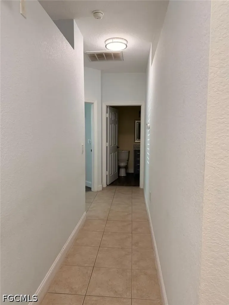 7542 Bristol Circle Naples FL 34120