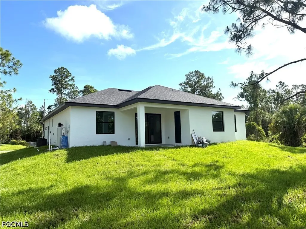 920 Binkley Street E Lehigh Acres FL 33974
