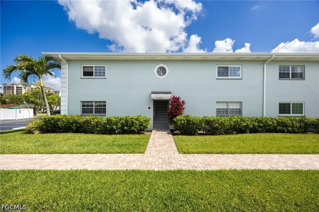 3344 N Key Drive North Fort Myers FL 33903